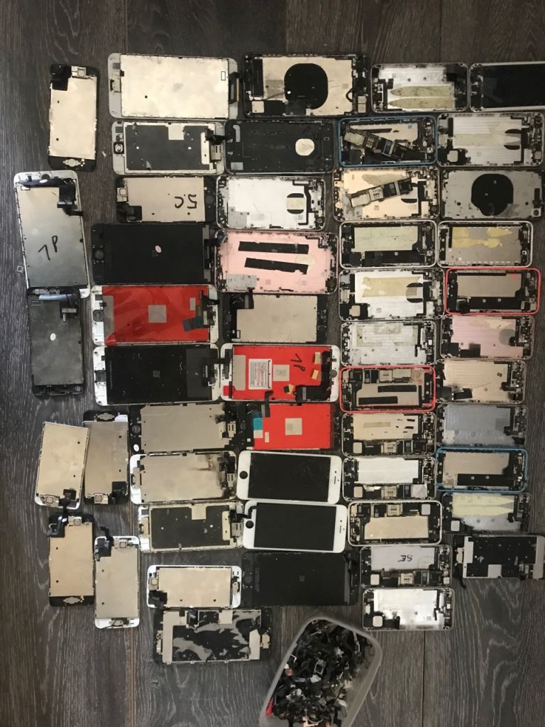 Iphone joblot parts