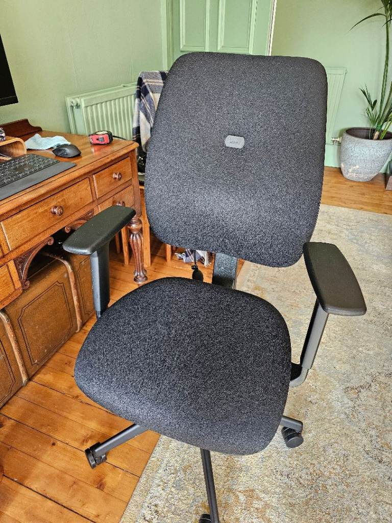 Office chair (free!)
