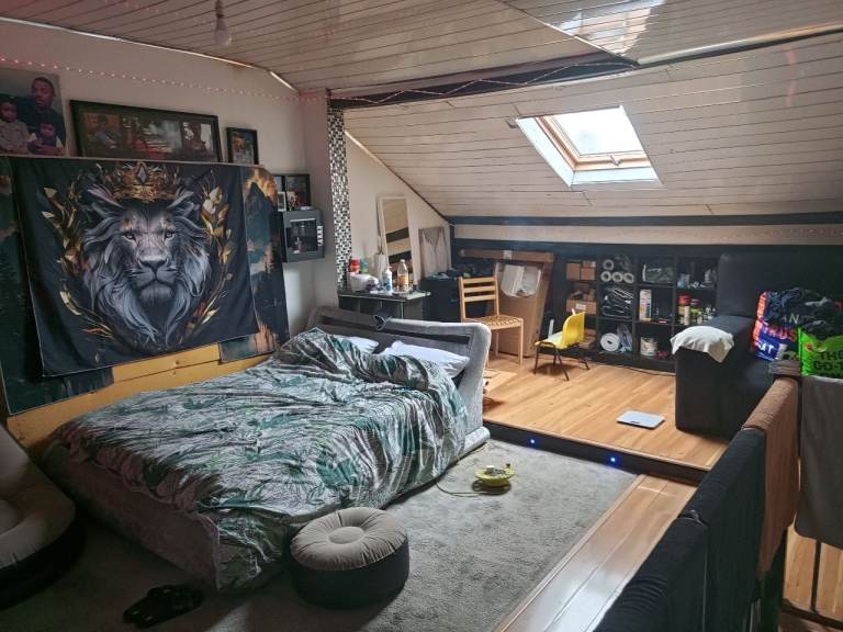 rooms for rent 680 all bills included with Internet fastest speed and a friendly place to live.