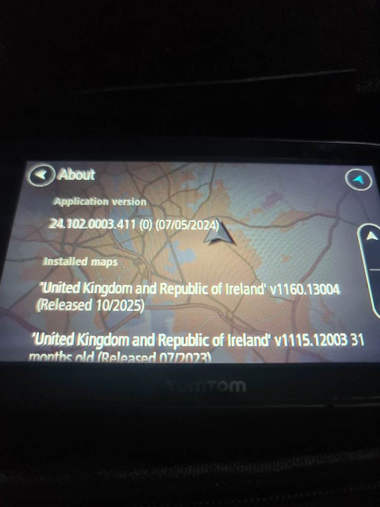 Tomtom go 520 Wi-Fi Bluetooth record route 2025 maps