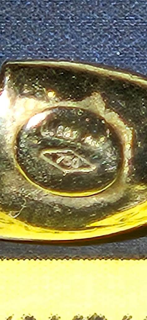 Broken 18ct gold necklace for scrap 11.5g hallmarked 18k