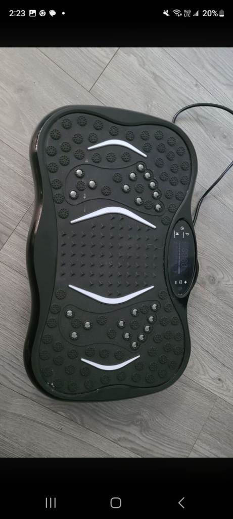 Vibration Plate Exercise Machine – Good Condition