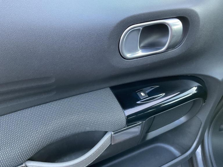 2017 Citroen C4 Cactus 1.2 PureTech Flair ETG5 Euro 6 (s/s) 5dr HATCHBACK Petrol Automatic