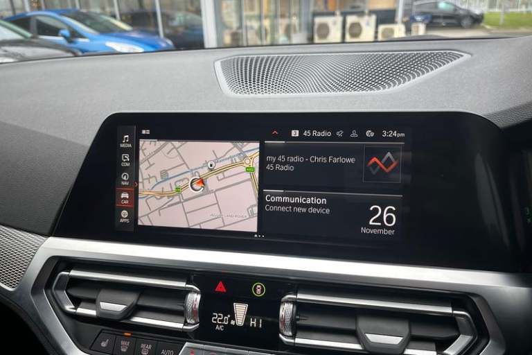 2021 BMW 3 Series 320i M Sport 5dr Step Auto ** Rear Parking Camera - Heated Seats ** Semi-Au Est...