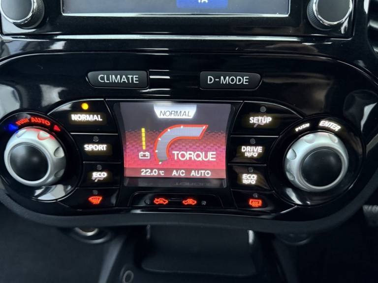 2014 Nissan Juke 1.5 dCi 8v n-tec SUV 5dr Diesel Manual Euro 5 (s/s) (110 ps) HATCHBACK Diesel Ma...