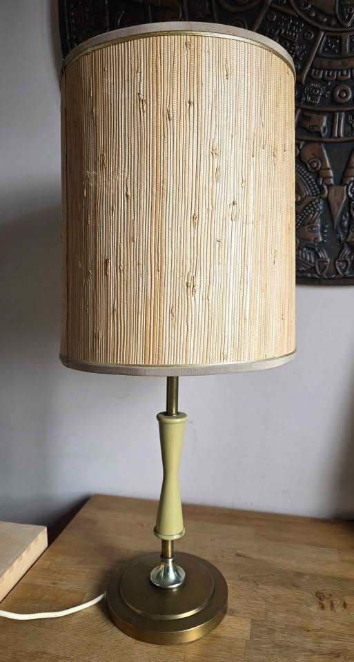 Vintage Mid-Century Modern Table Lamp