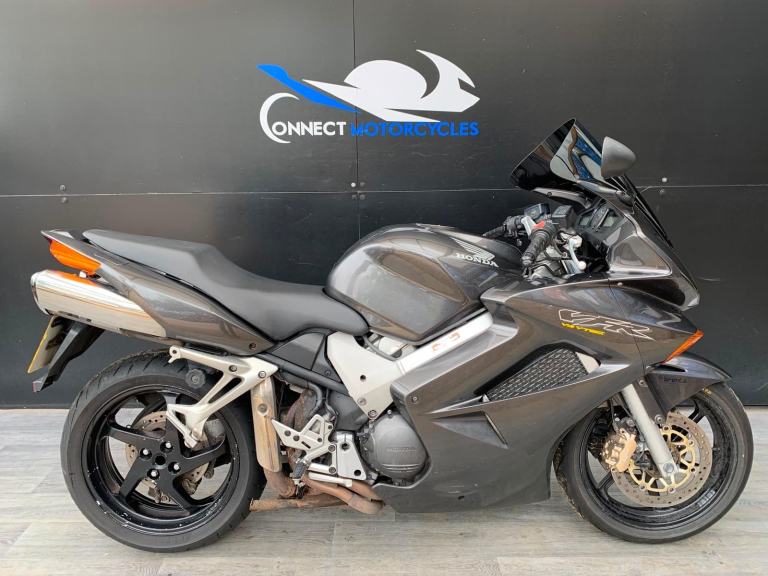 HONDA VFR 800 FA-2 PROJECT BIKE 2002 HPI CLEAR