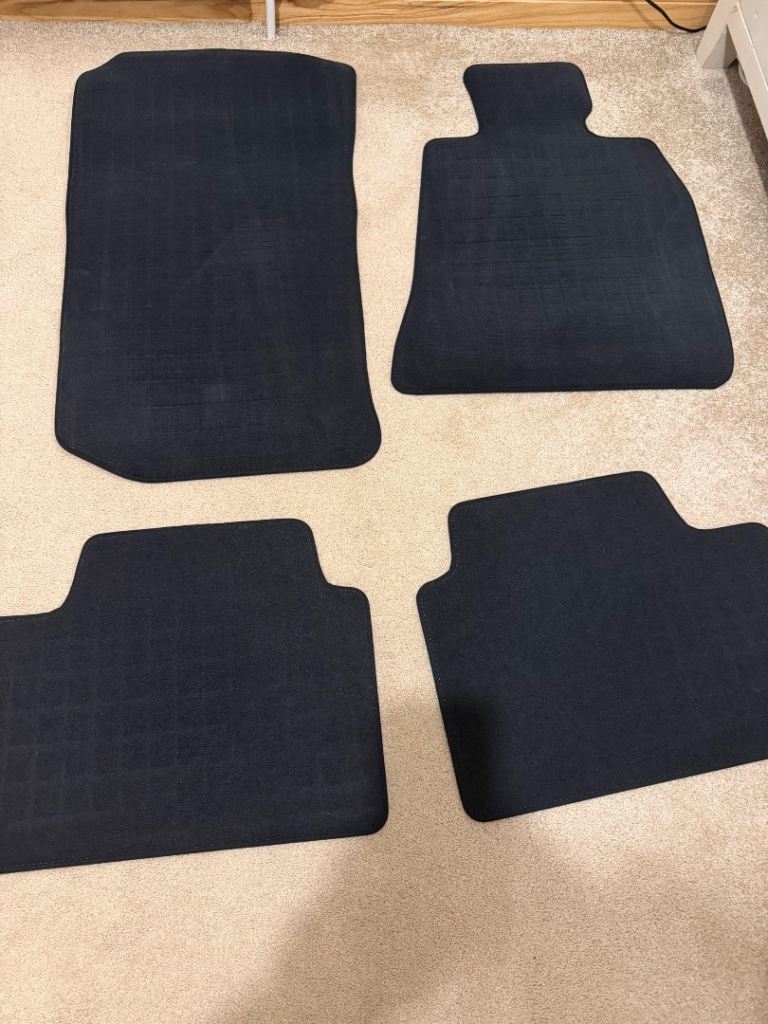 Genuine BMW 3 Series Velour Car Mats