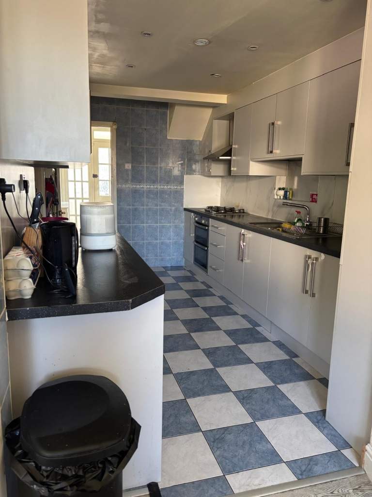 Double room available for male.