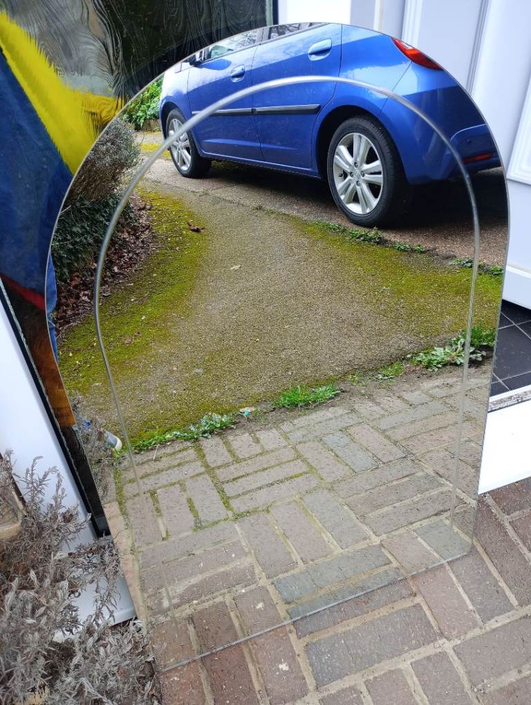 Window style mirror 