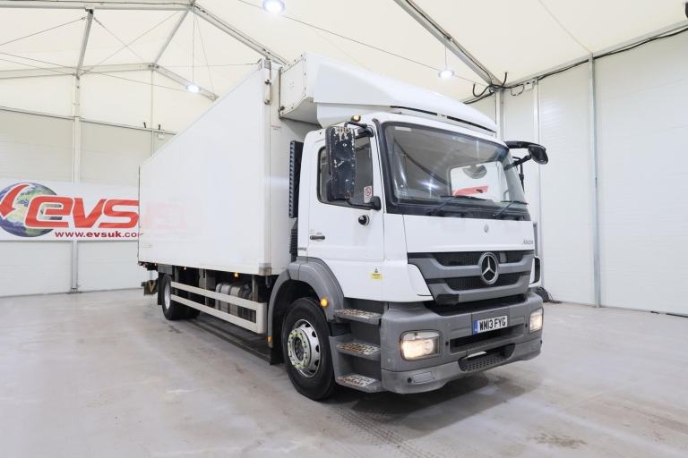 2013 (13 PLATE) Mercedes Benz AXOR 1824 4x2 Euro 6 Refrigerated