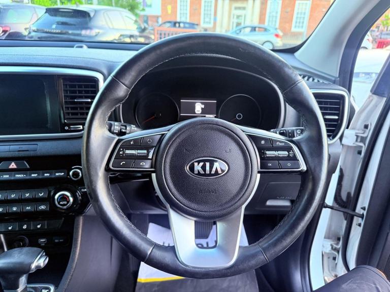 2019 Kia Sportage 1.6 CRDi EcoDynamics+ 4 DCT AWD Euro 6 (s/s) 5dr ESTATE Diesel/Electric Hybrid ...