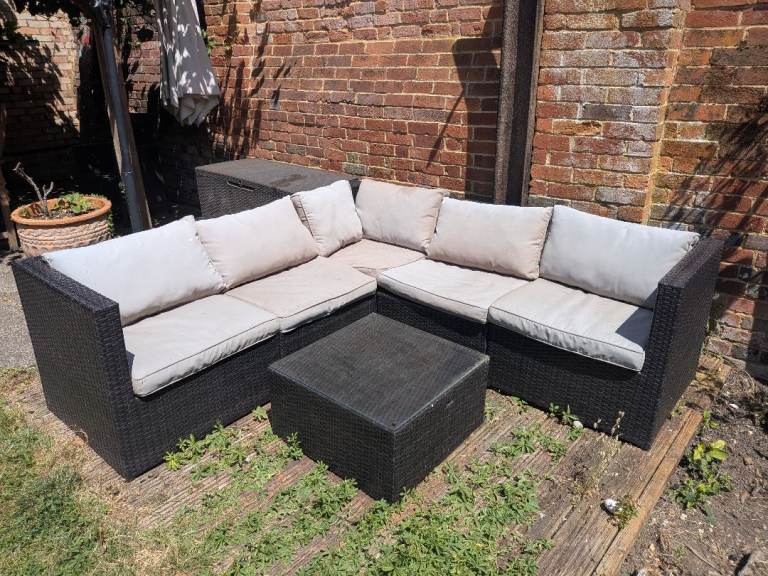 Large Rattan Corner Garden Furniture Set with Coffee Table & Cushion Storage Box – 200 × 200cm