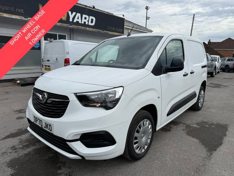 2020 Vauxhall Combo 2300 1.5 Turbo D 100ps H1 Sportive Van PANEL VAN DIESEL Manual