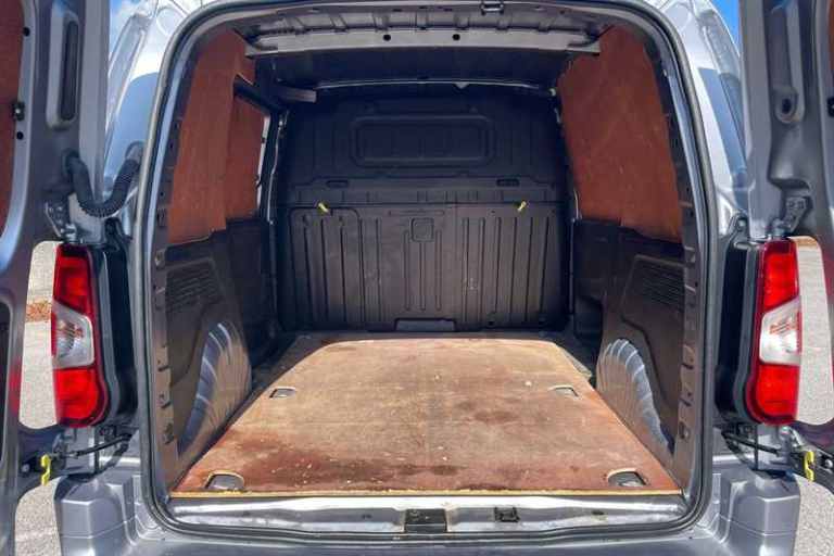 2022 Vauxhall Combo 1.5 Turbo D 2000 Sportive Panel Van 5dr Diesel Manual L1 H1 Euro 6 (100 ps) P...