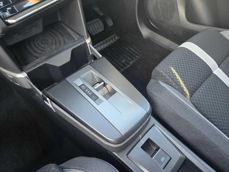 2025 Vauxhall Frontera 1.2 Hybrid [136] GS 5dr e-DCT6 HATCHBACK PETROL Automatic