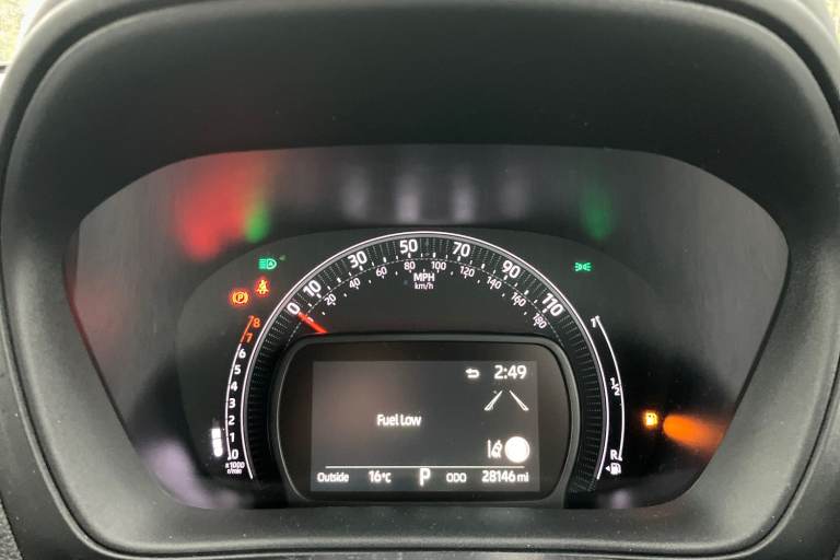 2024 Toyota Aygo X 1.0 VVT-i Edge 5dr Auto Hatchback PETROL Automatic