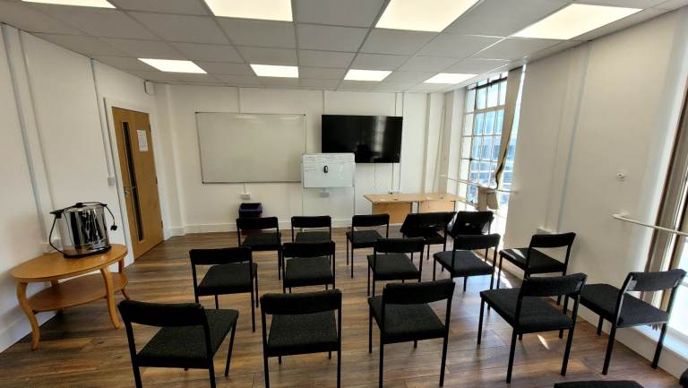 Office rooms for hire