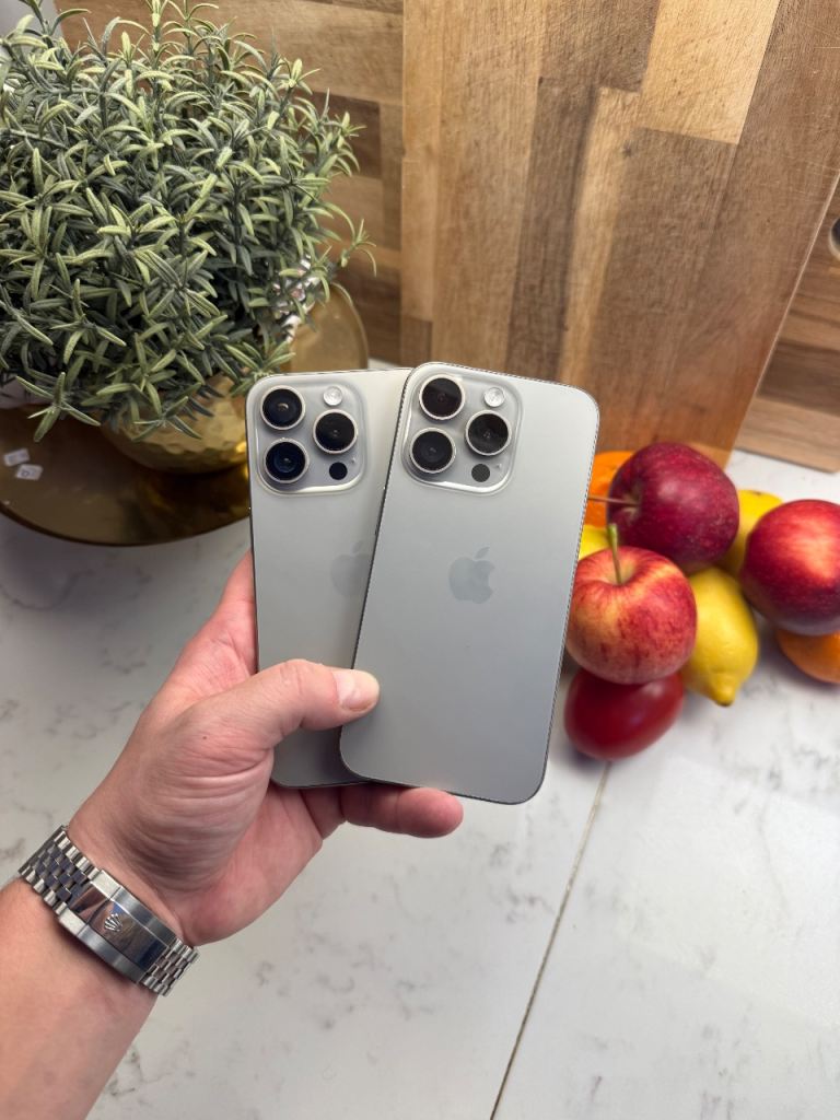 iPhone 15 Pro 256gb Natural Titanium Unlocked