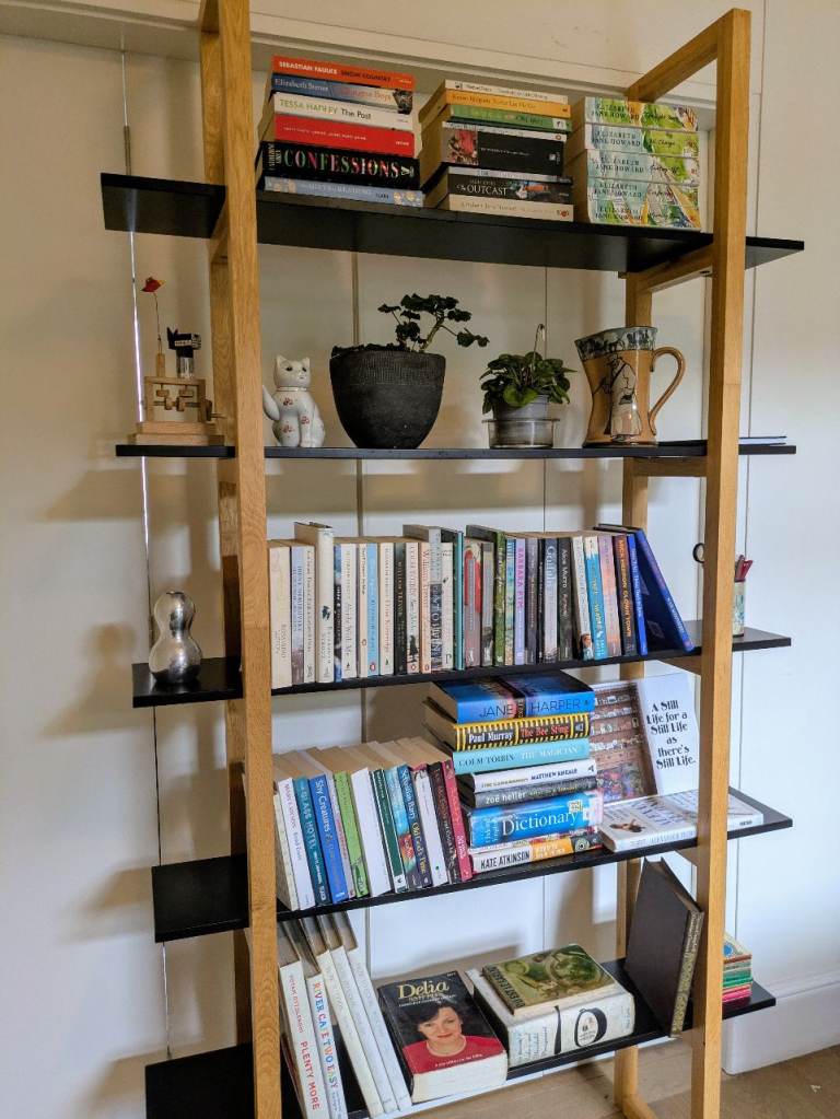 Book case / display unit