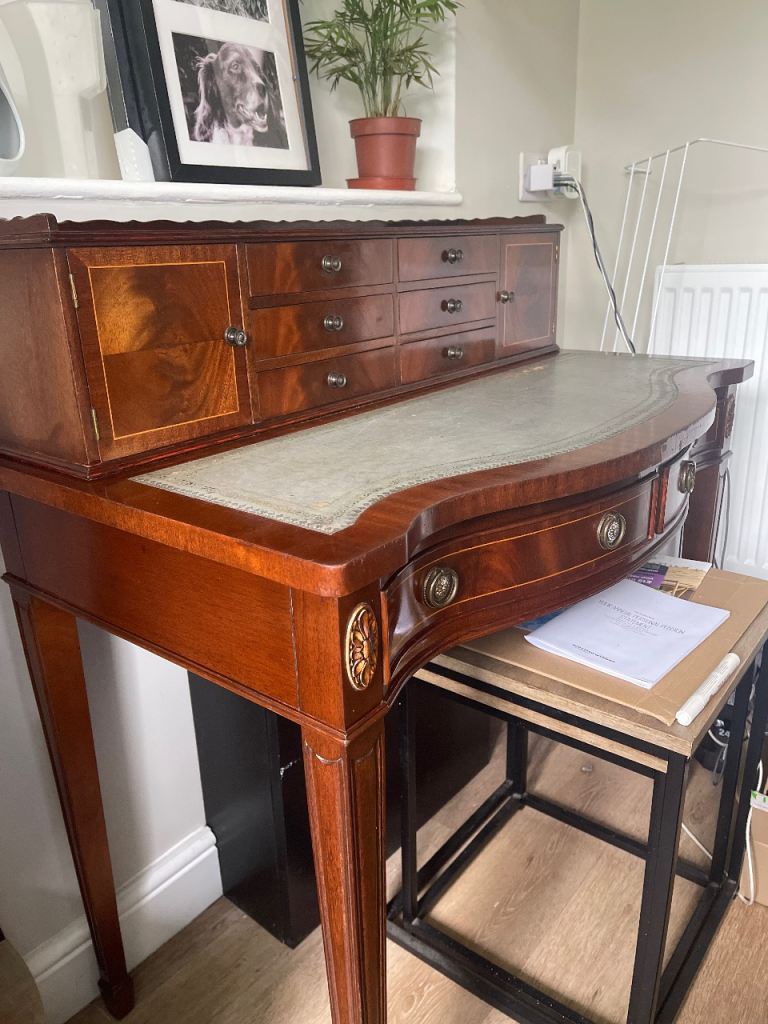 Vintage 1970s Jaycee Sheraton Revival Mahogany Writing Desk 
