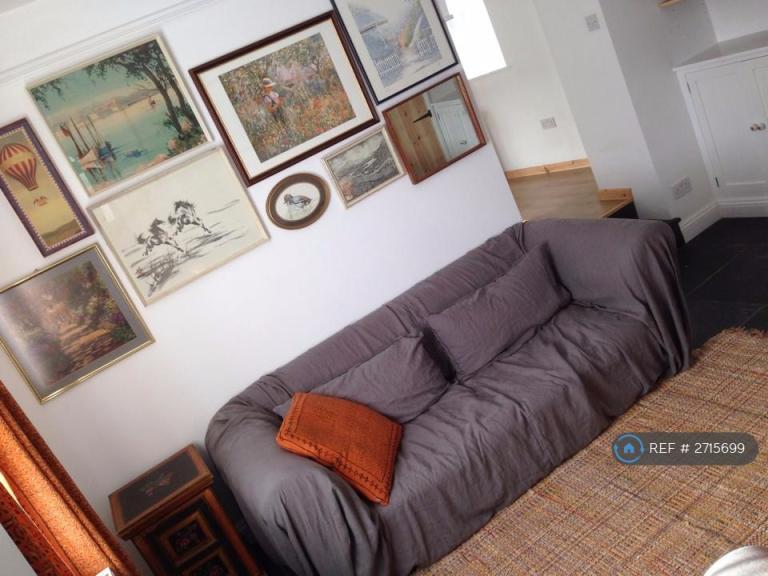 1 bedroom in Well Street, Torrington, EX38 (#2715699)