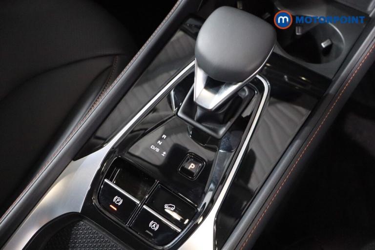 2025 MG MG HS 1.5 T-GDI Trophy 5dr DCT ESTATE PETROL Automatic