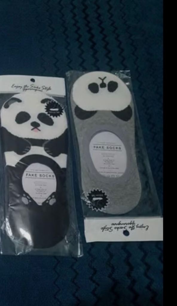 Korean invisible cotton rich socks with silicone non slip pad, New  £2 each