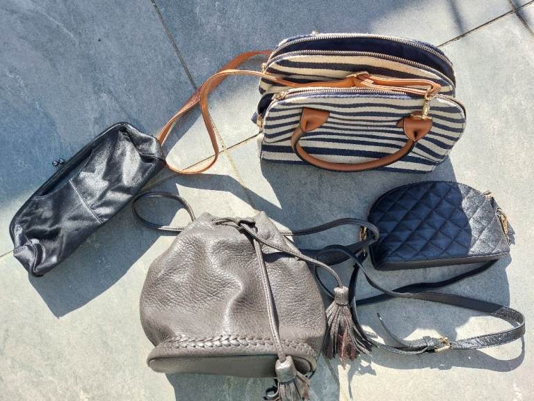 Hand bags bundle