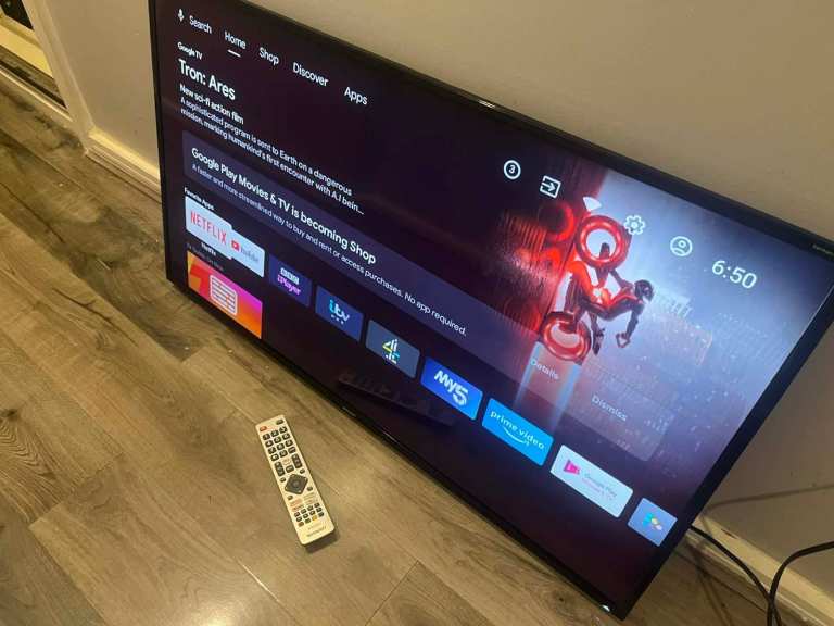 Ex display 43 inch Sharp smart tv with wi fi immaculate like new 