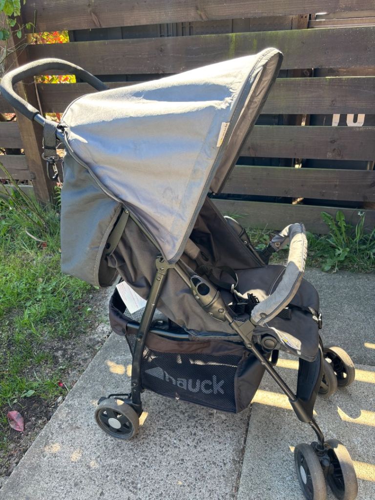 Hauck pushchair