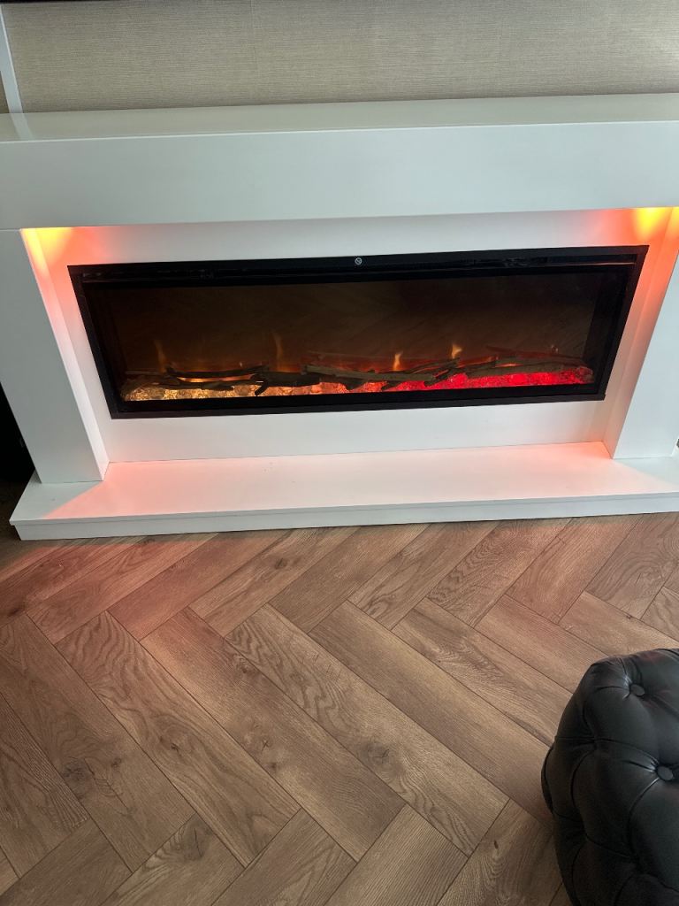Modern White Electric Fireplace with LED Lighting – Good Condition
