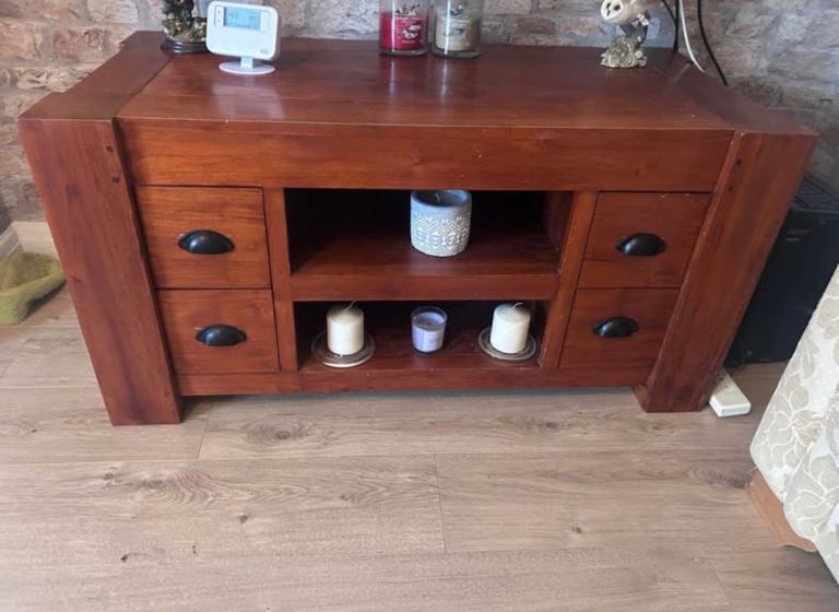 Solid wood TV unit