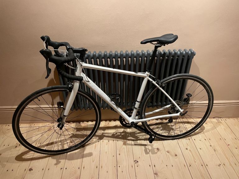 Louis Garneau Axelle 5 Road Bike In excellent condition (£900 when new)