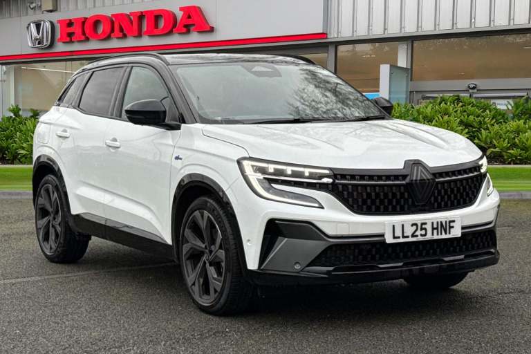 2025 Renault Austral E-Tech FHEV Iconic Esprit Alpine 5dr Auto Estate PETROL/ELECTRIC Automatic