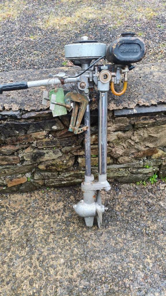 2 seagull boat engines outboards