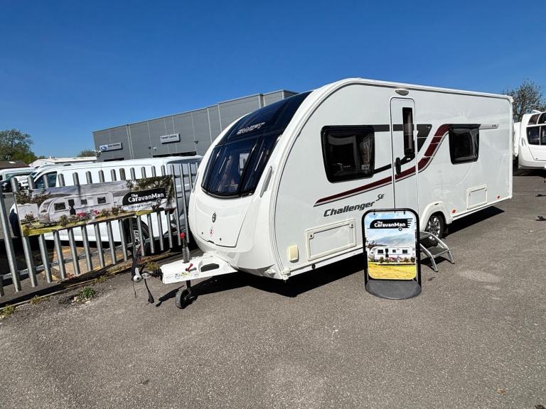 SWIFT CHALLENGER SE , 4 BERTH FIXED BED !