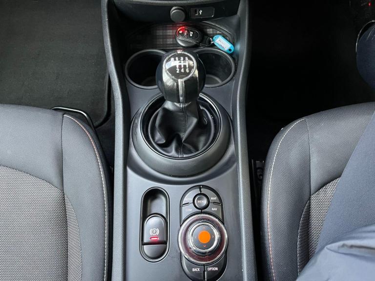2019 MINI Clubman 1.5 Cooper Classic Euro 6 (s/s) 6dr ESTATE Petrol Manual