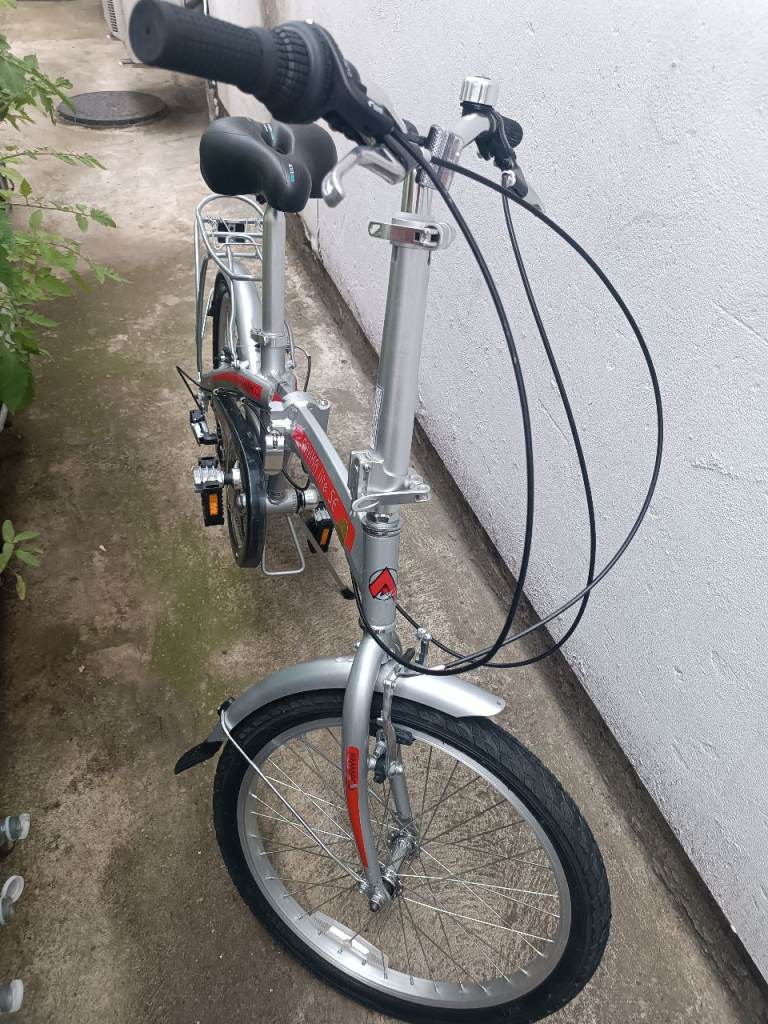 PAKKA lite SE folding bike.