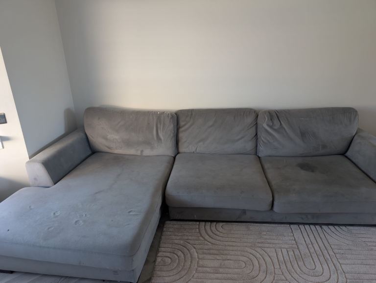 Free corner couch