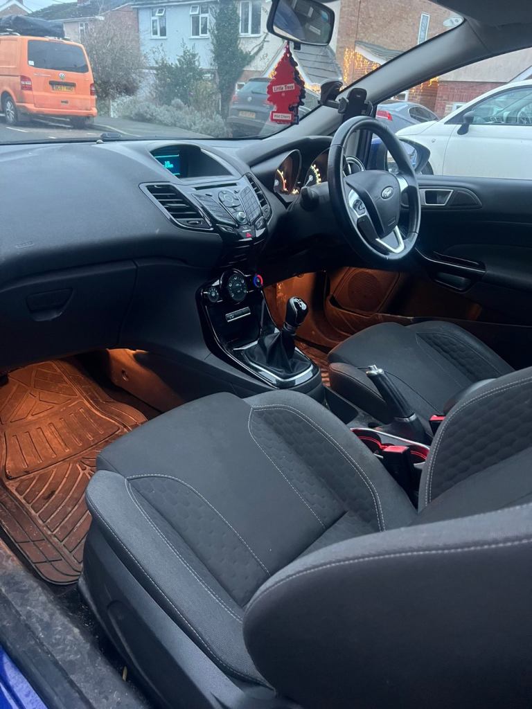 Ford, FIESTA, Hatchback, 2015, Manual, 998 (cc), 3 doors