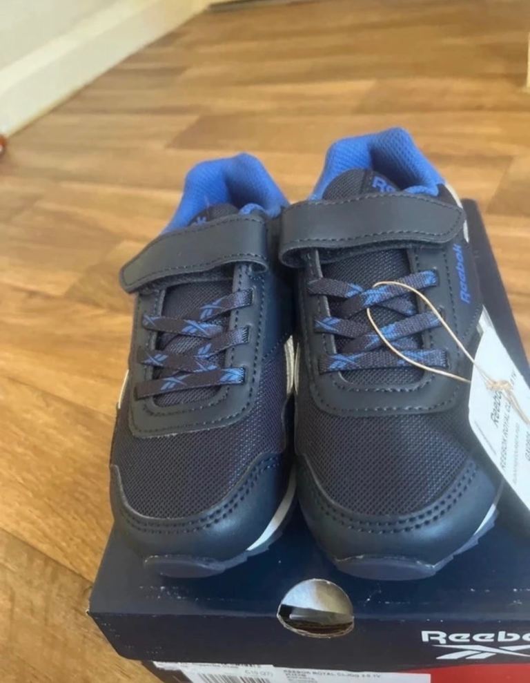 Reebok boys trainers size 10