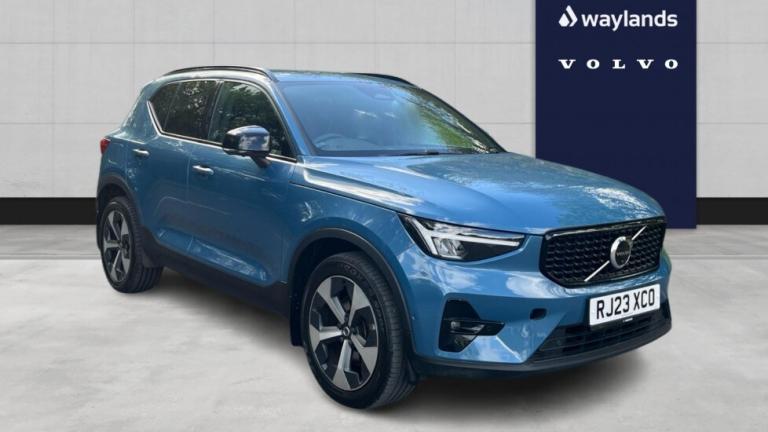 2023 Volvo XC40 Plus, B4 AWD mild hybrid, Petrol, Dark ESTATE Petrol Automatic