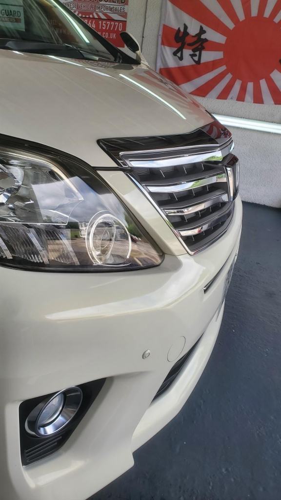 Toyota Alphard 2.4 petrol auto 7 seats sunroofs fresh japanese import 2012