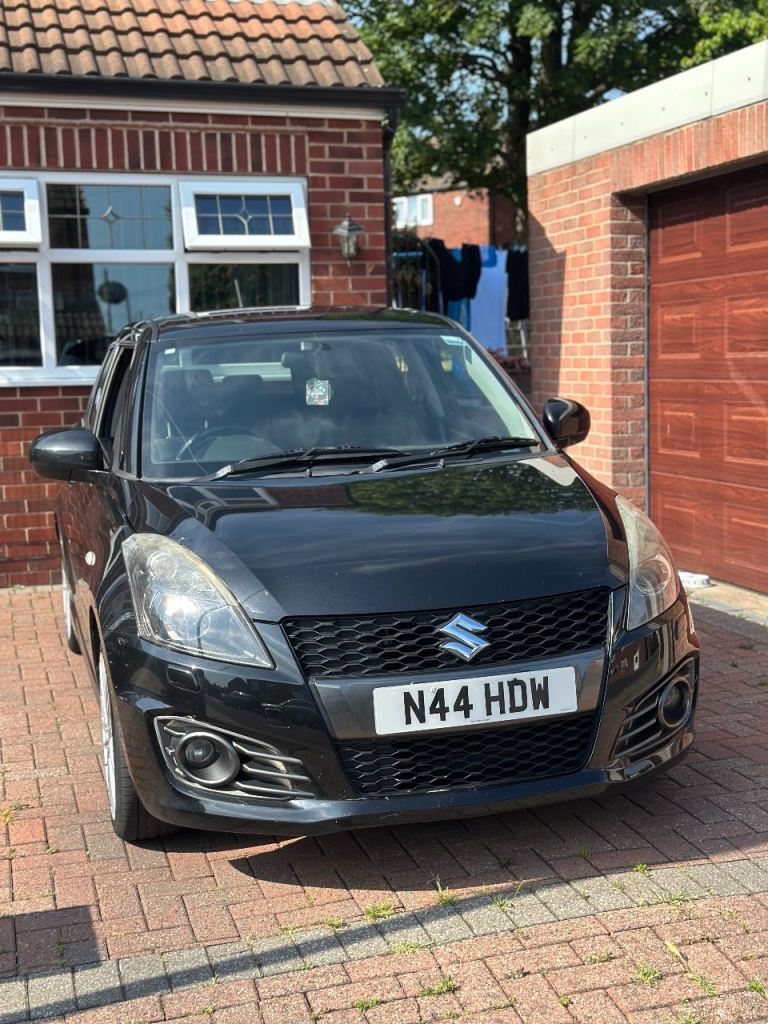 Suzuki, SWIFT, Hatchback, 2013, Manual, 1586 (cc), 5 doors