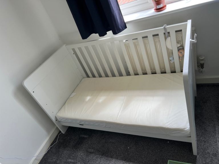 White Baby Cot Bed with Mattress – Good Condition
