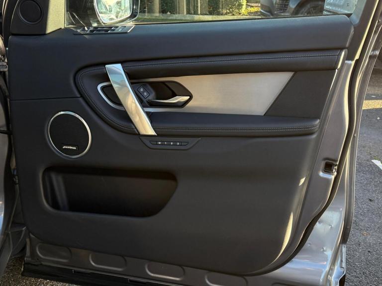 2025 Land Rover Discovery Sport 2.0 D200 Dynamic SE 5dr Auto [7 Seat] ESTATE DIESEL Automatic