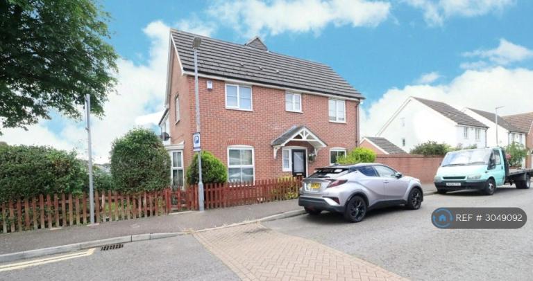 3 bedroom house in Hamleton Terrace, Dagenham, RM9 (3 bed) (#3049092)