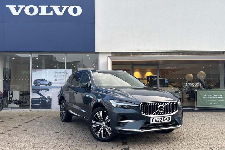 2022 Volvo XC60 2.0h T8 Recharge 18.8kWh Inscription Pro SUV 5dr Petrol Plug-in Hybrid Auto ESTAT...