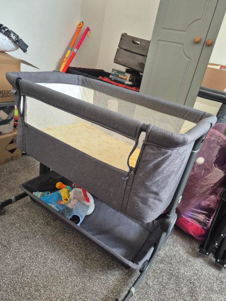 Red Kite Cozysleep Bedside Crib Co Sleeper